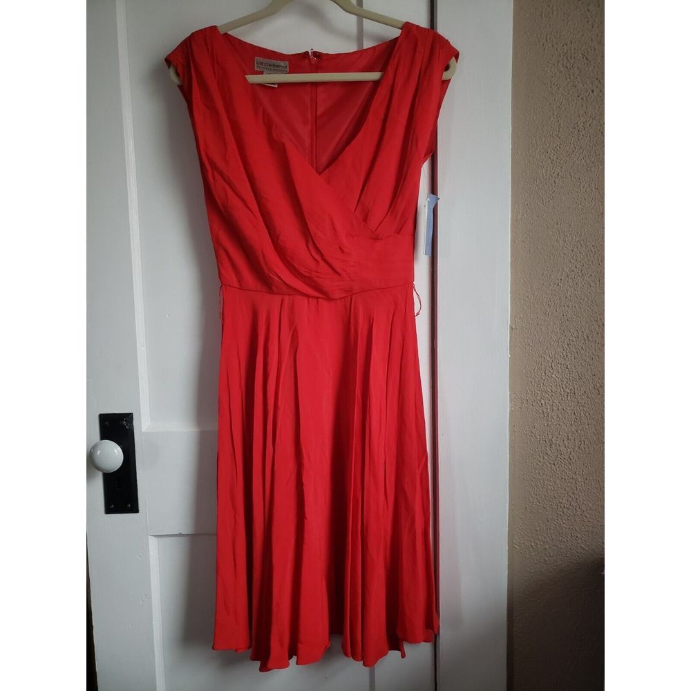NWT liz claiborne Dress Sleeveless Lined pleated fit & flare Rayon Red Petite S